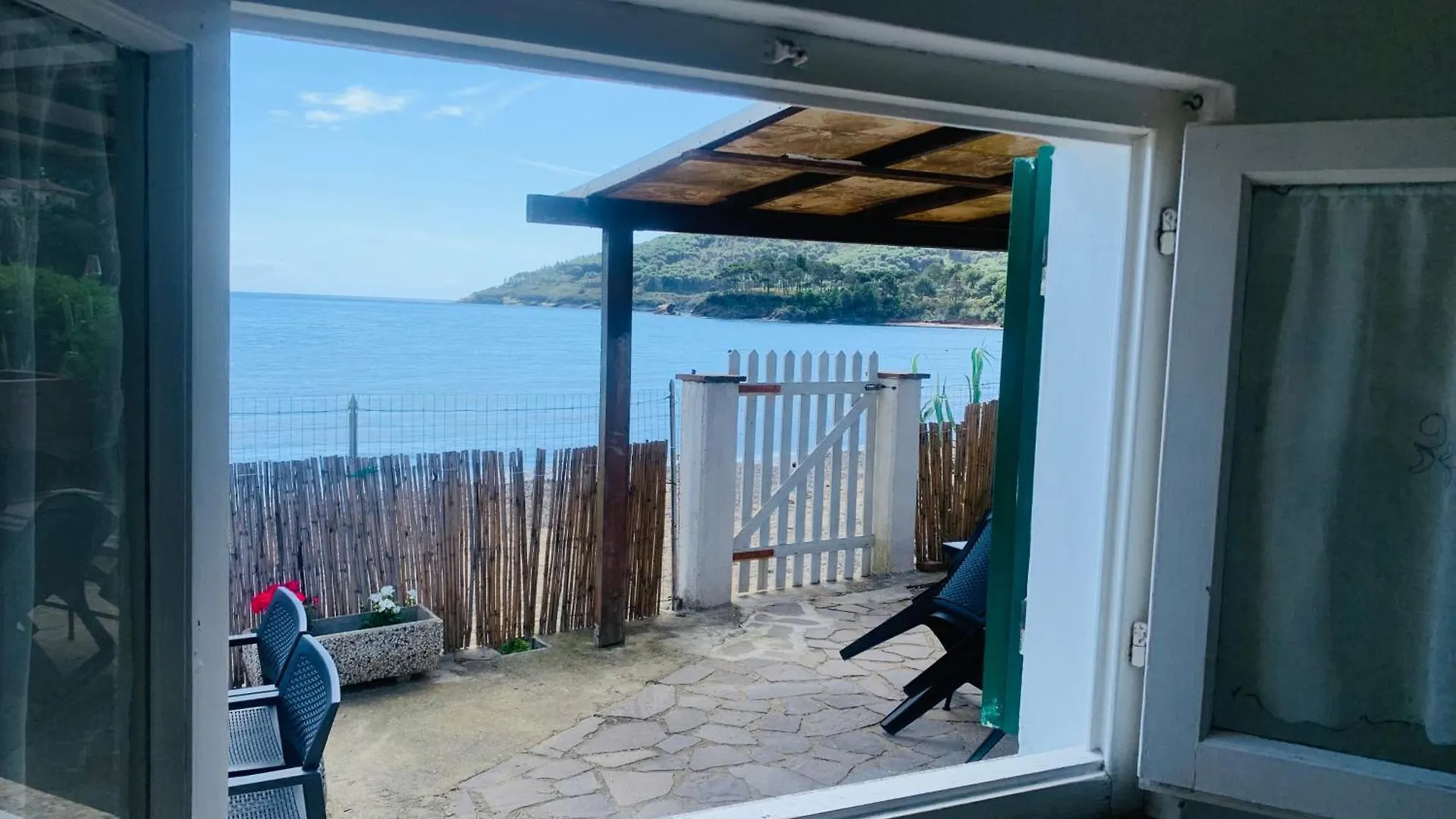 Casina Mare Sulla Spiaggia Capoliveri  Italy